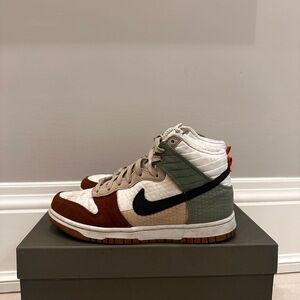 Nike Women's Sneakers - White, Brown, Green